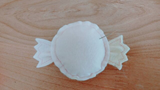 フェルトで針山を作成