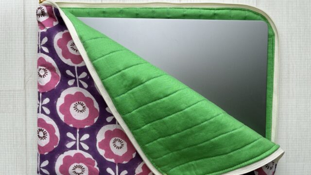 パソコンケースをハンドメイド